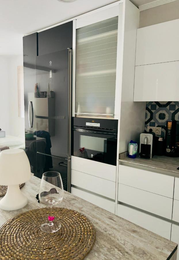 Piso En El Emblematico Barrio Antiguo De Oviedo Apartment Ngoại thất bức ảnh